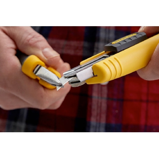 Cutter bi-material 18mm Stanley 0-10-481 Fatmax -5