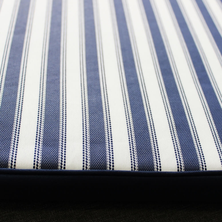 Cuscino in Poliestere 40x40cm spesso 4cm sfoderabile Blu RealEDILIAMO EDENYA