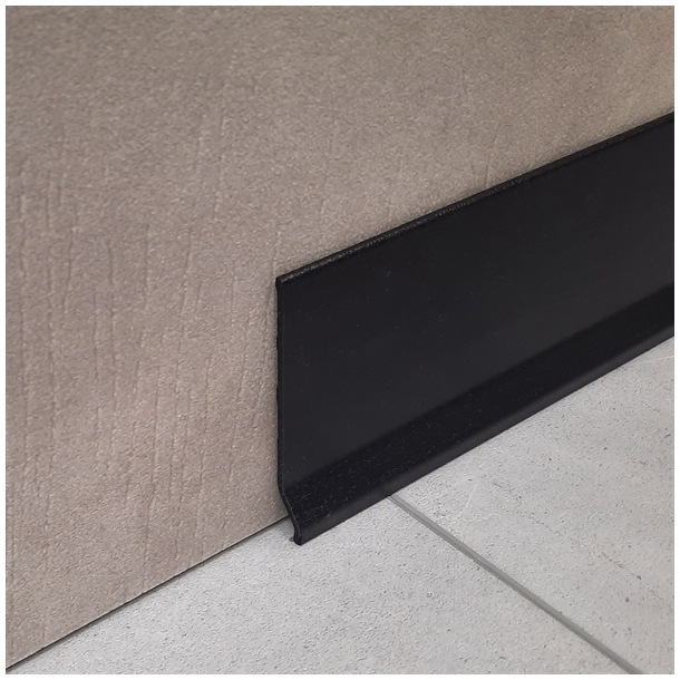 Battiscopa in PVC Nero 557 PVC Line 8600 - 40 Metri -1