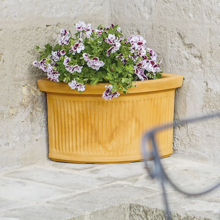 Vaso angolare in polietilene Millerighe Rome Monacis -5