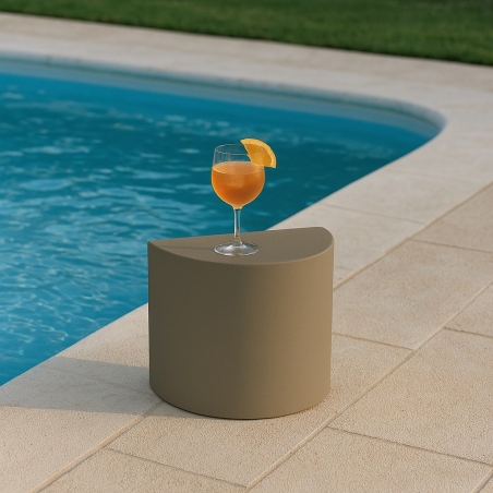 Espositore colorato in polietilene 45x45cm APP -6