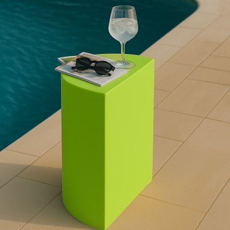 Espositore colorato in polietilene 45x65cm APP -7