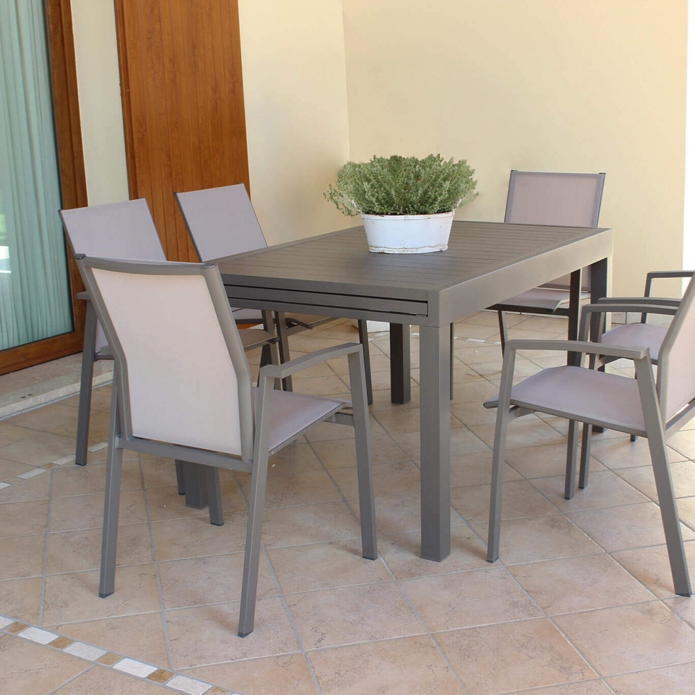 Tavolo da esterno allungabile...