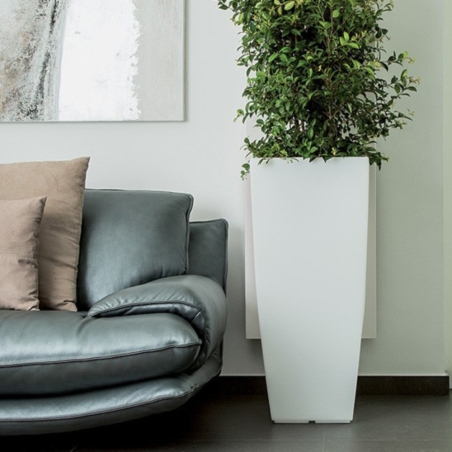 Portavaso in polietilene alto 90h cm Stilo Square Monacis -1