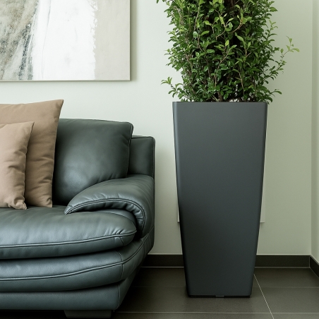 Portavaso in polietilene alto 70h cm Stilo Square Monacis -4