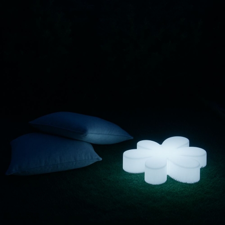 Pedana a fiore luminosa in polietilene Floris Kloris -1