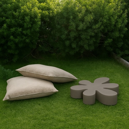 Pedana espositrice a forma di fiore in polietilene Floris -9