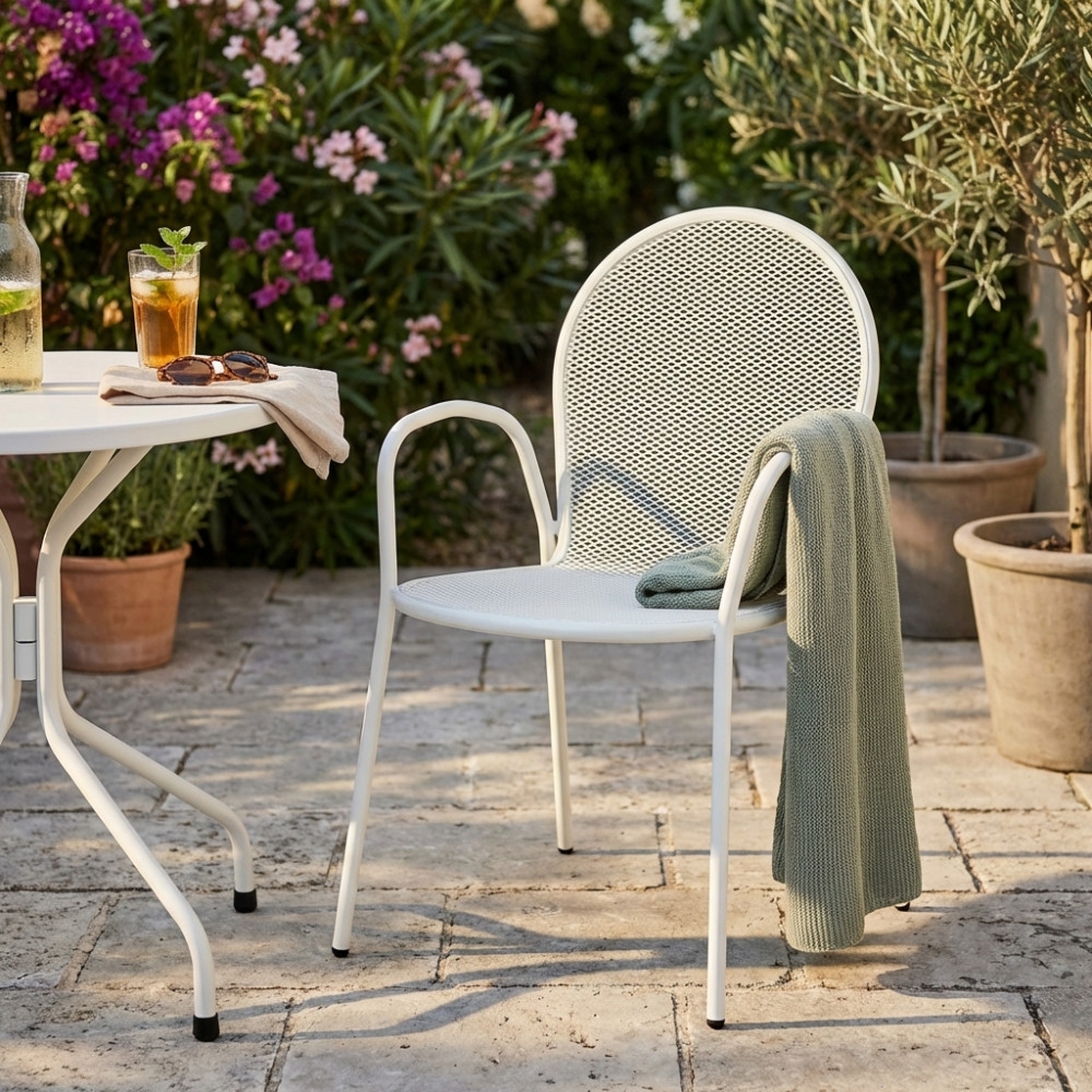 Poltrona in metallo con braccioli impilabile bianca SheffieldEDENYA