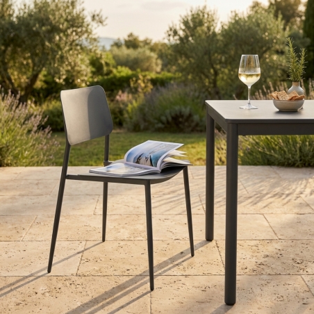 Sedia impilabile da esterno in polipropilene taupe VegaEDENYA