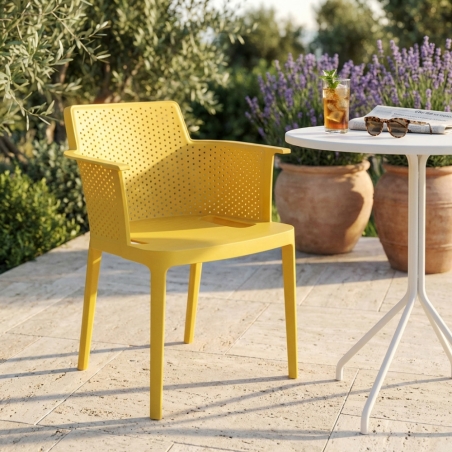 Poltrona da giardino impilabile in polipropilene gialla CathyEDENYA