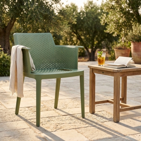 Poltrona da giardino impilabile in polipropilene verde scuro CathyEDENYA