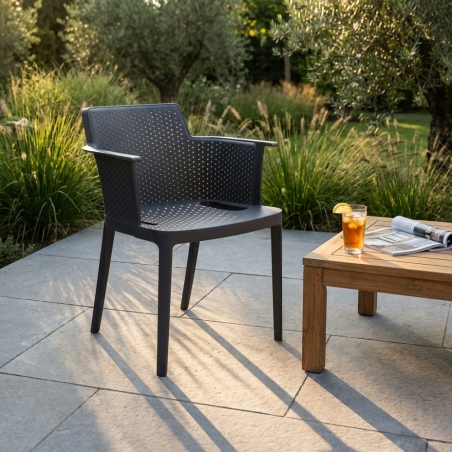 Poltrona da giardino impilabile in polipropilene antracite CathyEDENYA