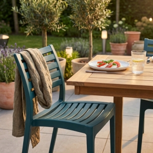 Sedia in polipropilene impilabile verde petrolio - EVELINEEDENYA