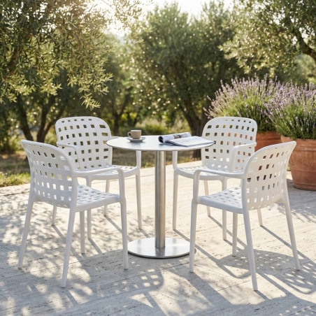 Sedia impilabile con braccioli in polipropilene bianca - SharonEDENYA