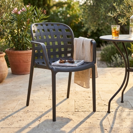 POLTRONA SHARONEDENYA