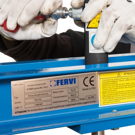 Pressa manuale idraulica P001/04 Fervi 660x240x250 h mm