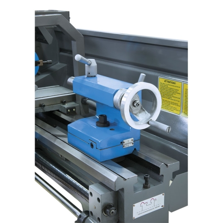 Tornio parallelo FERVI T700 con diametro banco 260 mm, diametro max sul carro 180 mm e distanza punte 700 mm -2