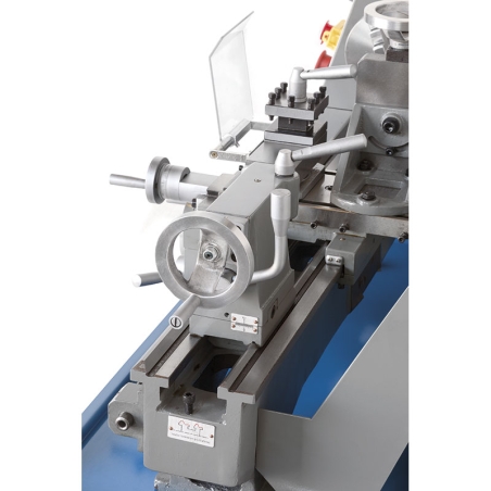 Tornio parallelo FERVI 0657 con diametro banco 250 mm, diametro max sul carro 150 mm e distanza punte 550 mm -4