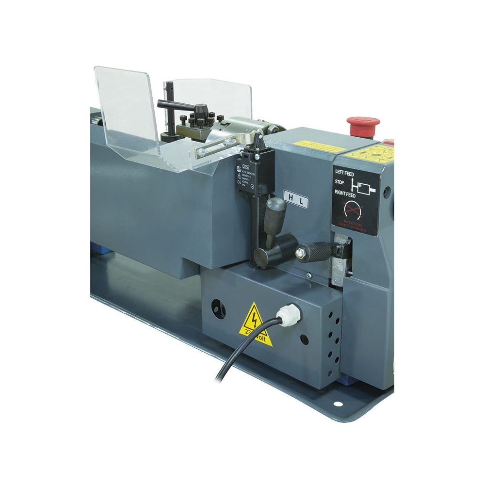 Tornio parallelo FERVI 0716 con diametro banco 170 mm, diametro max sul carro 110 mm e distanza punte 300 mm -2