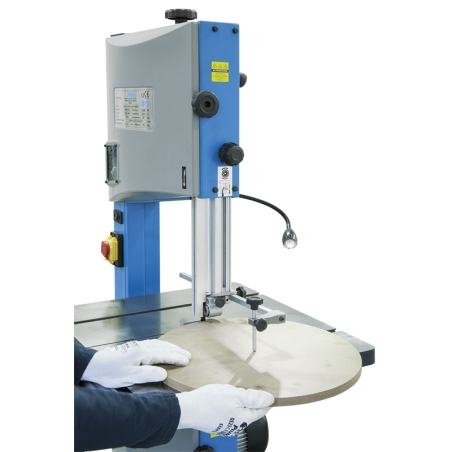 Sega a nastro per legno FERVI 0509/245 con capacità di taglio 245 x 100 mm, velocità 6,7 ÷ 13,3 m/s e volano Ø 254 mm -2