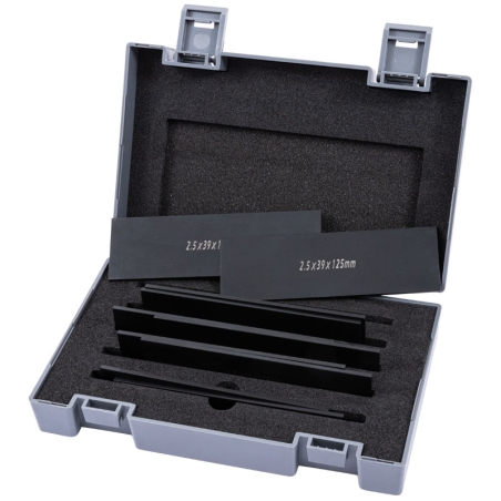 Set parallele magnetiche FERVI 0766/150 con dimensioni 150 x 2,5 x (25-35-40-45-47) mm, durezza HRC 60 e precisione ± 0,005 mm -
